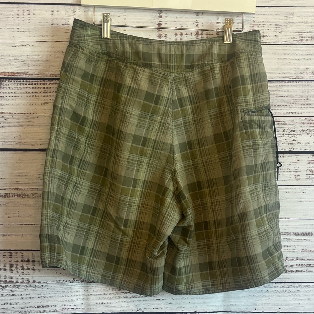 PATAGONIA MENS CASUAL / SWIM SHORTS - Picture 2 of 13